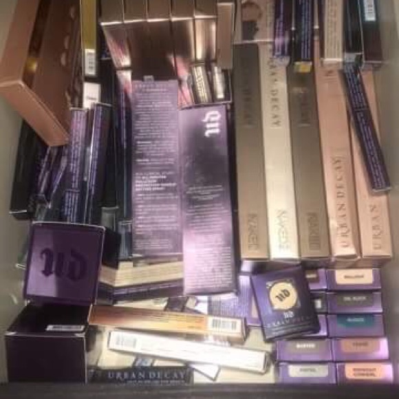 Selling Authentic never used high end makeup. - Picture 3 of 3